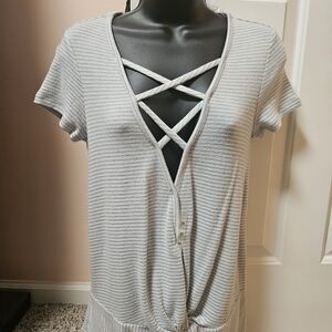 Daytrip Light Gray Crisscross Short Sleeve Top